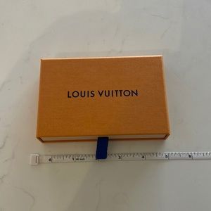 Louis Vuitton box